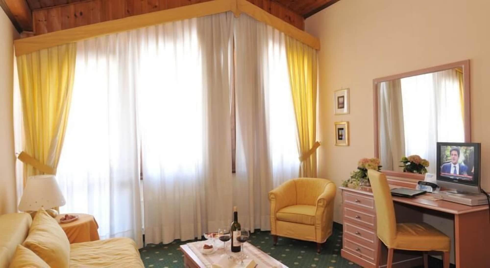 Hotel Miramonti Madonna Exteriér fotografie